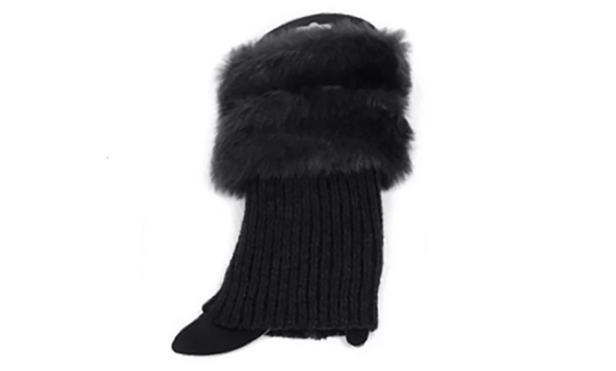 Image 5: Faux Fur Knitted Boots Toppers