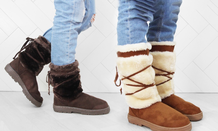 Image 1: Women's Fleece Detail Boots