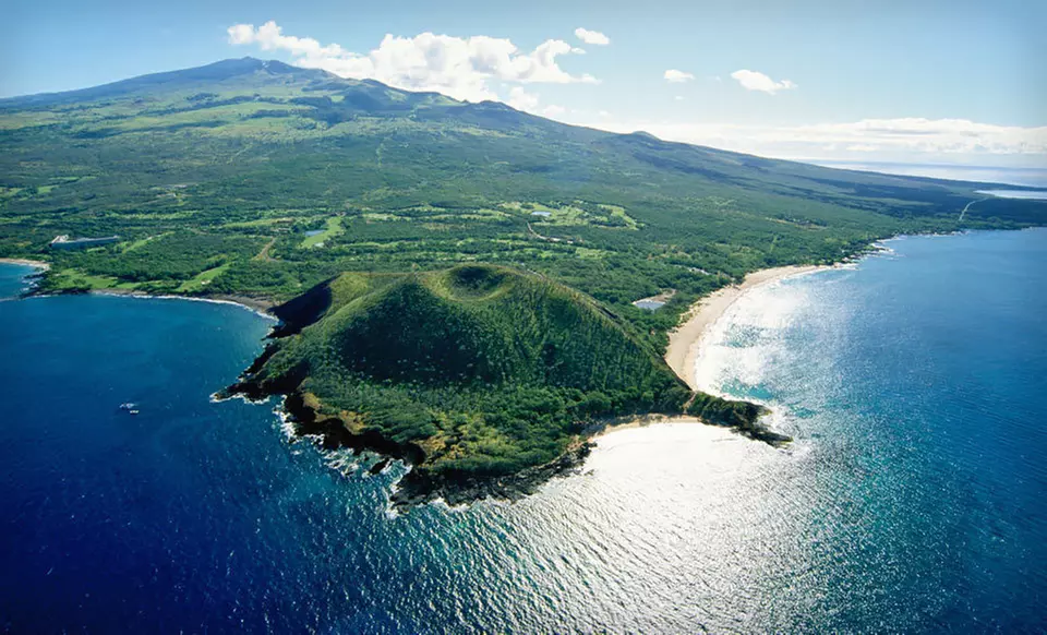 Five-Night Stay for Two at Bamboo Valley Inn in Maui, HI - Primary Image