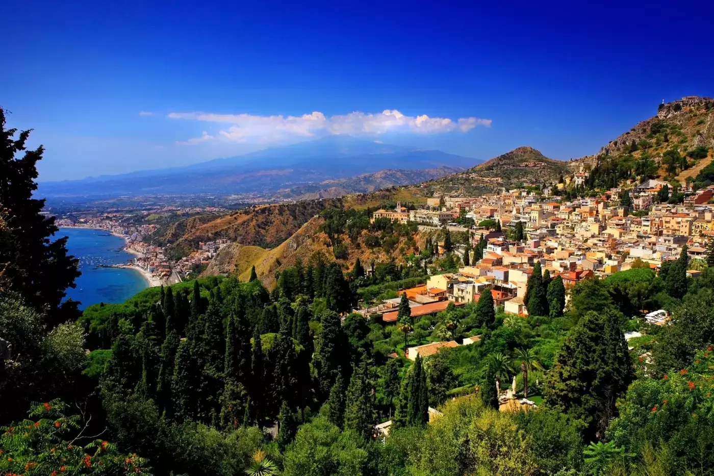 ✈ 11-Day Guided Italy Tour w/ Air from Great Value Vacations