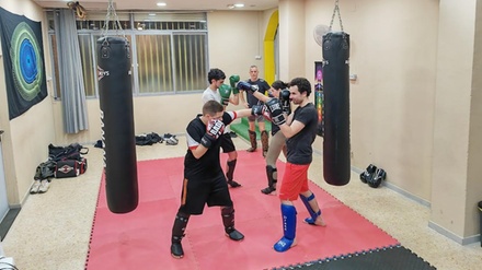Para 1 persona: 4 clases de fitboxing durante 1 mes - Life4Fitness Valencia