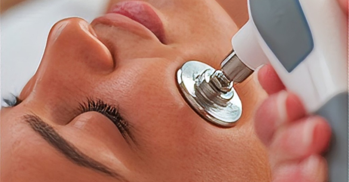 Tratamiento facial con ampolla de vitaminas o masaje en Madrid