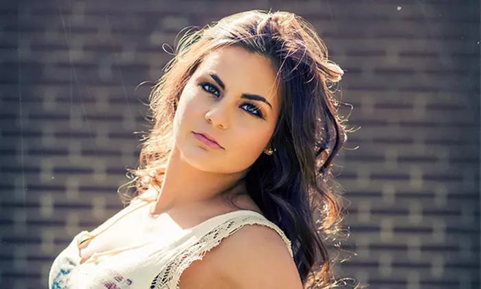 Senior Portrait or Couture Photo Shoot Including Prints at William Laurence Photography (Up to 78% Off) - Primary Image