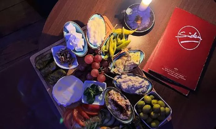 Orientalische Reise für 2 Personen im Süden Cafe