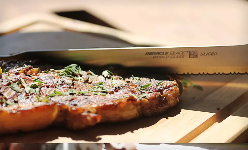 $39.99 for World Class 18-Piece Knife Set with Wood Block ($139.80 List Price). Free Shipping and Returns. - Second Medium