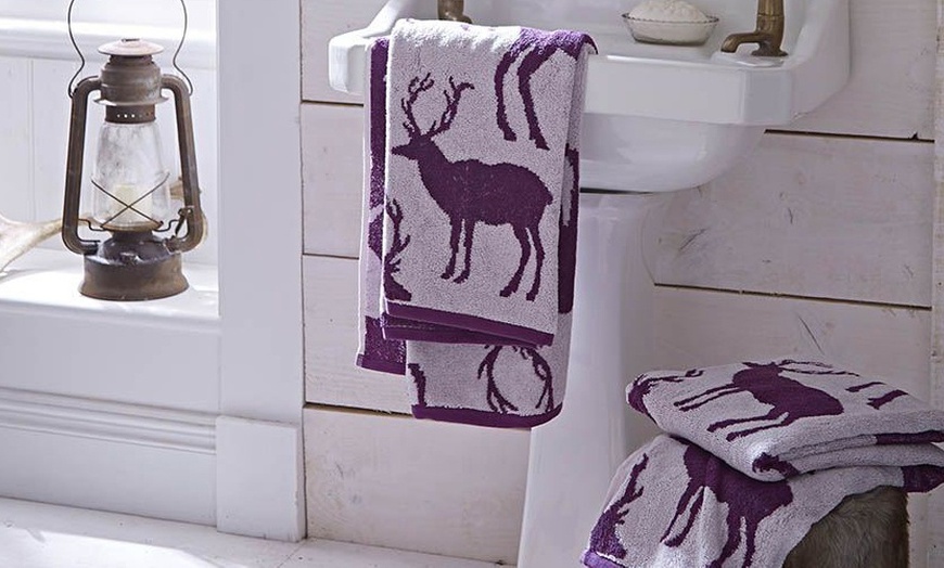 Image 4: Catherine Lansfield Bath Linen