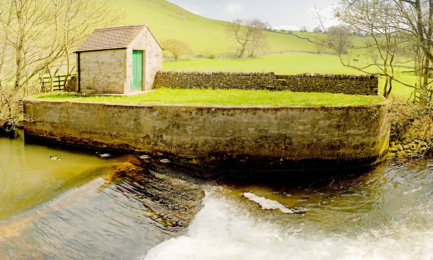 Image 5: Peak District Stay