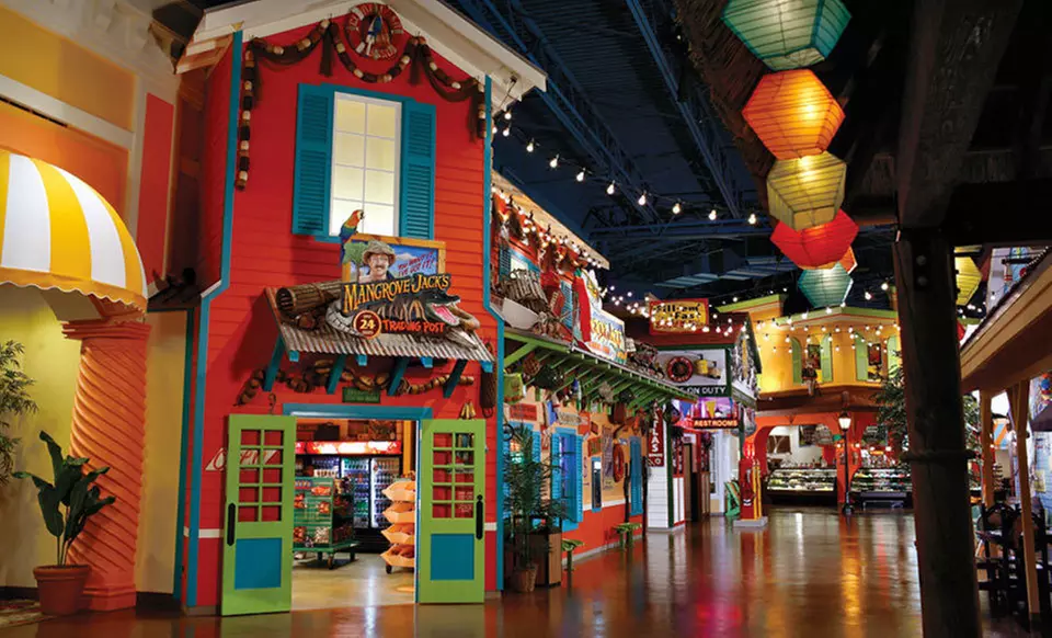 *G1G* $129 for one night in a Deluxe Double Queen for up to 6 with up to 6 water-park passes (Sun-Fri) - Second Medium