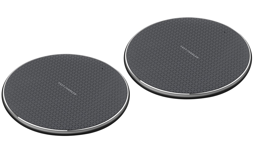 Image 7: One or Two Wireless Charging Pads