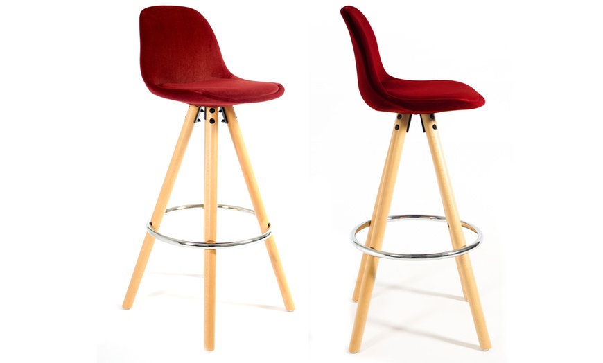 Image 18: Barcelona Retro-Style Bar Stool Two-Piece Set