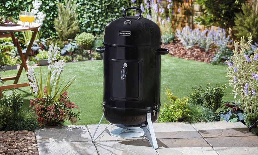 Image 4: Barrel Charcoal Smoker and Grill