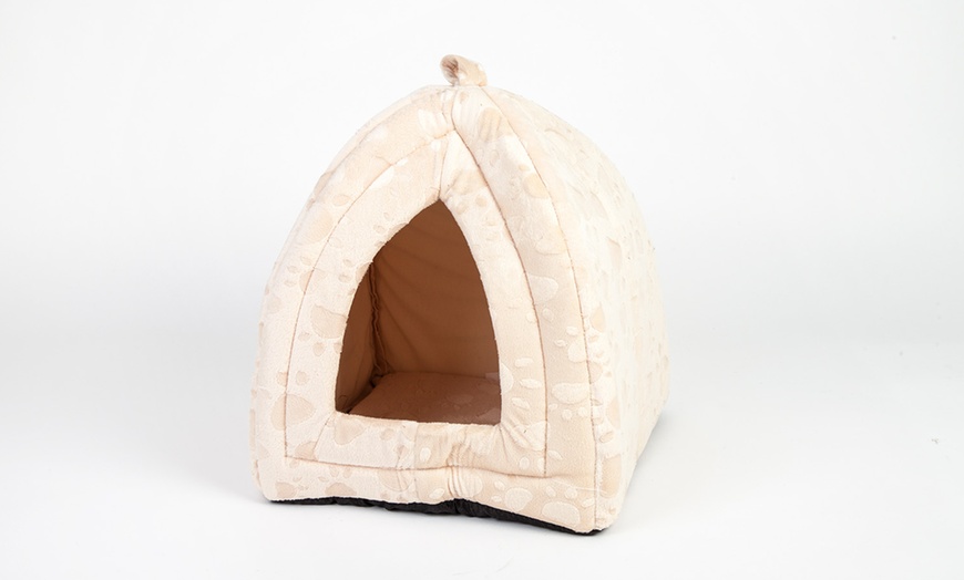 Image 7: Faux Fur Igloo Cat Bed