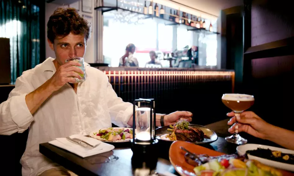 2,4 or 6 People: 3 Course Modern Australian Experience with Wine