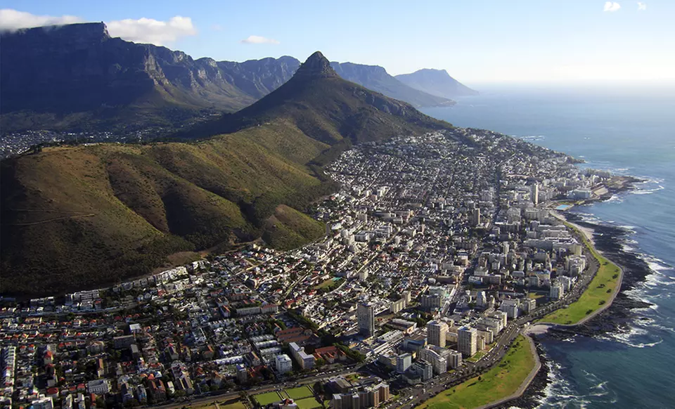 ✈ 8-Day South Africa Tour w/ Air from Gate 1 Travel. Price per Person Based on Double Occupancy (Buy 1 Groupon/Person). - Primary Image