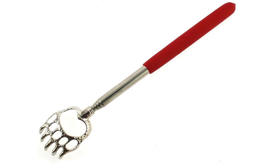 Image 3: Telescopic Bear Back Scratcher