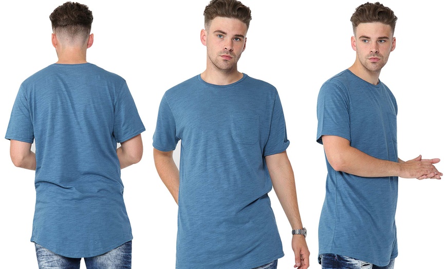 Image 3: One-, Three- or Seven-Pack of Men's Plain Textured Long T-Shirt