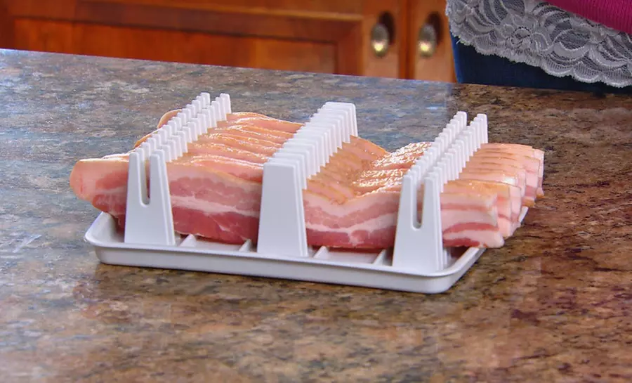 Bacon Wave Microwave Bacon Tray. Free Returns. - Primary Image