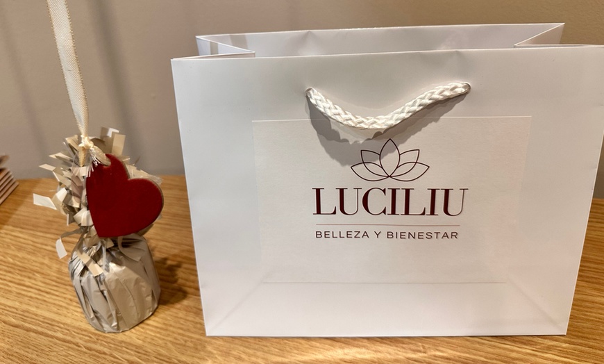 Image 2: Masajes personalizados de 1h o con aceites esenciales DOTerra