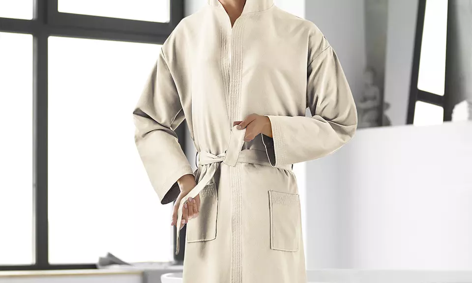 Accappatoio in microfibra con trattamento super assorbente