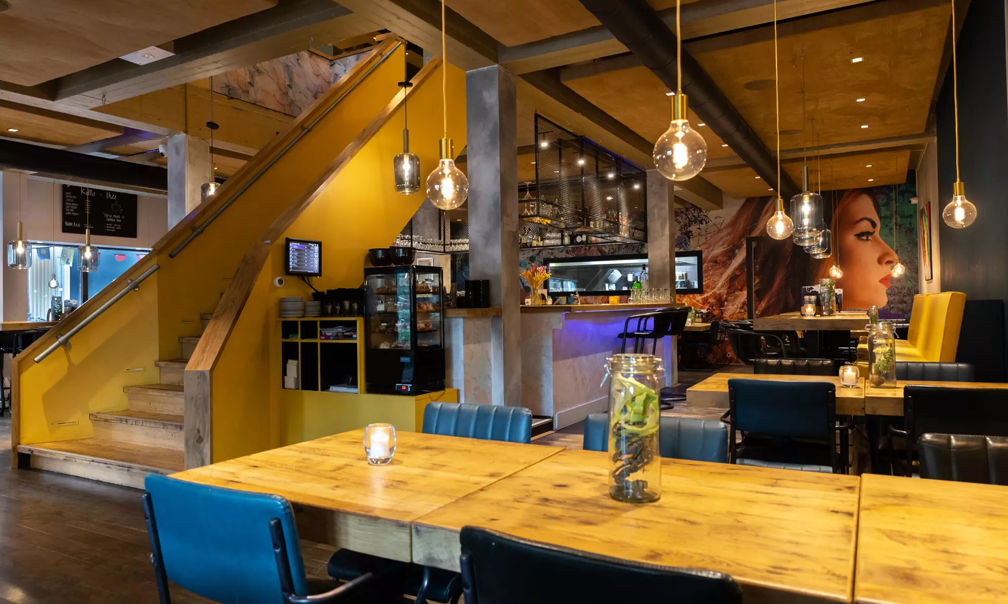 Burger met cocktail in Assen