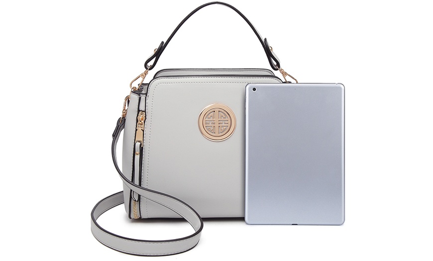 Image 14: Classic Women's Crossbody Bag