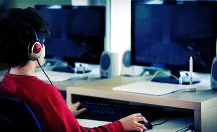 One Day or 10 Hours of Computer Gaming or Internet Access at Kings Games (Half Off) - Primary Image