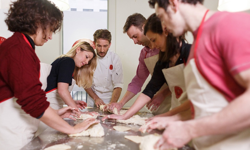 Image 3: L'atelier des Chefs Cookery Class