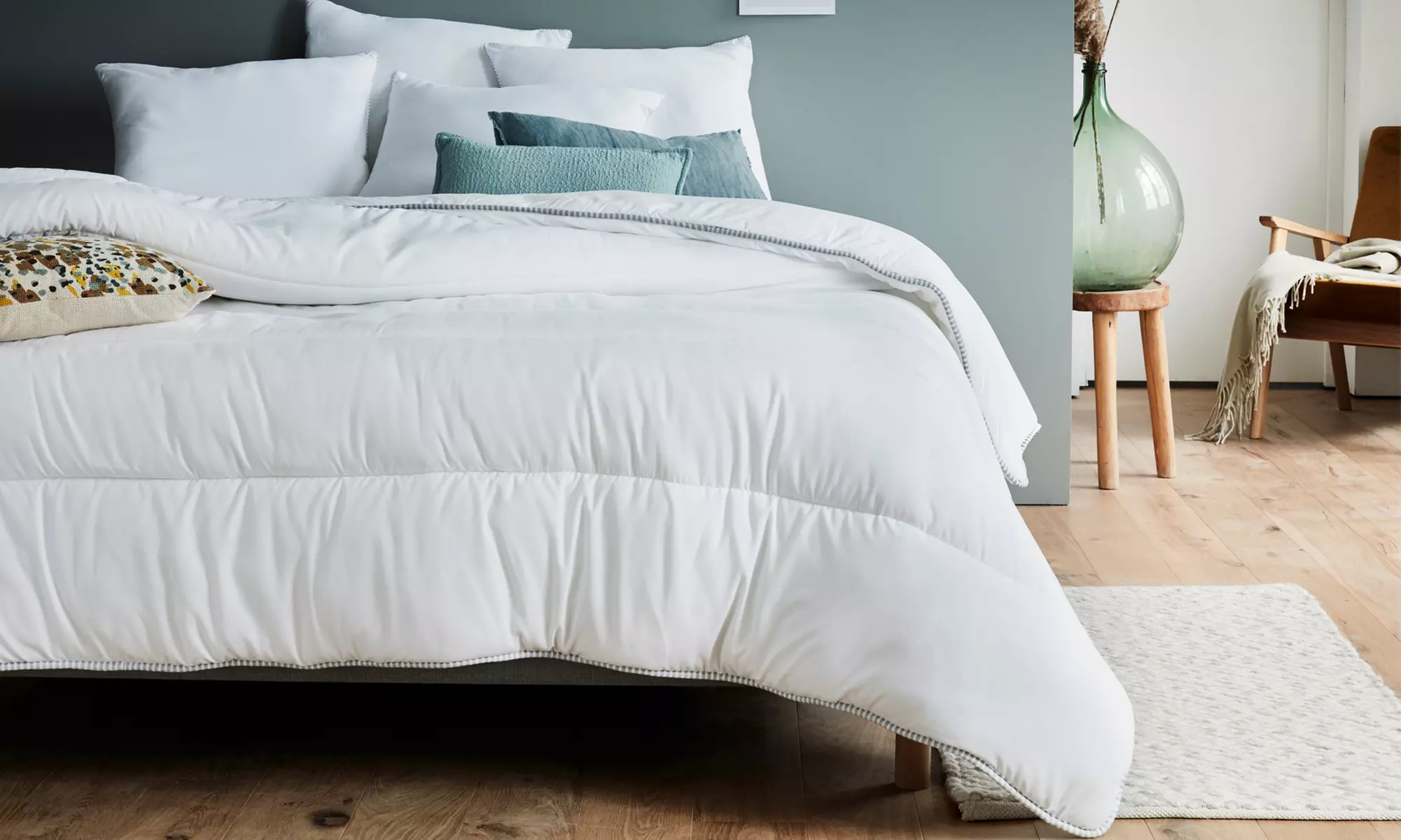 Couette légère et aérée Sunny, avec ou sans oreiller(s) marque Linea Pura - Primary Image