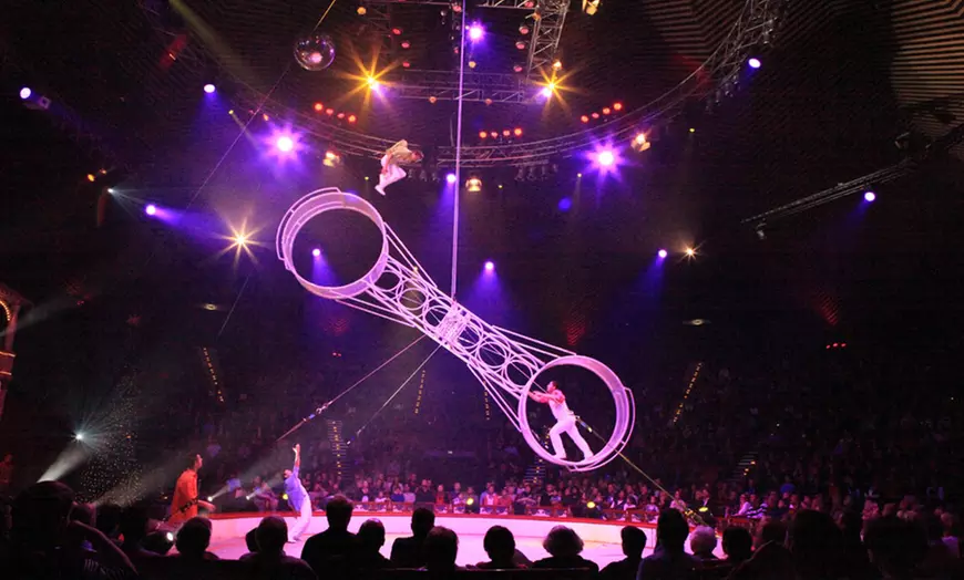 Image 1: Wintercircus Amsterdam