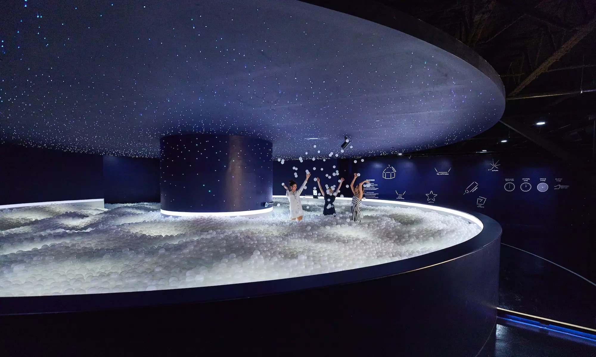 Immersive Art Experience at Color Factory Chicago