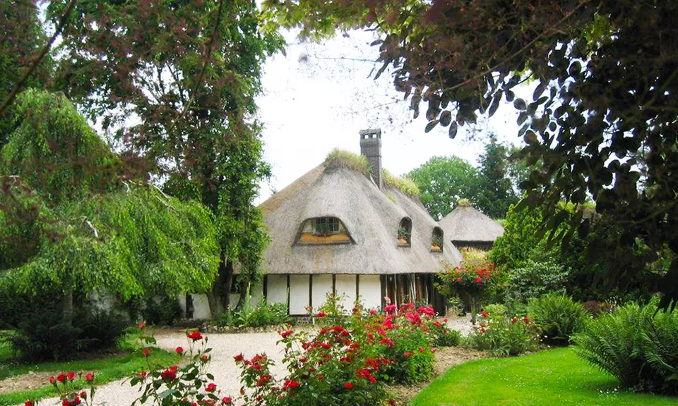 Normandie : chambre Romantique avec pdj, cocktail et dîner en option à l'hôtel Le Petit Coq Aux Champs 4* pour 2 pers. - Primary Image