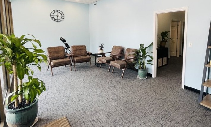 Image 3: Signature Body & Foot Combo Massages with Hot Stones for 1 or 2