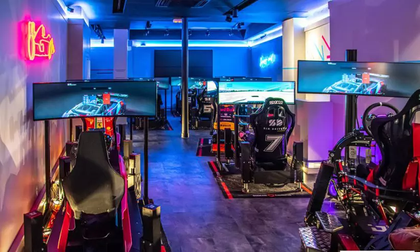 1 ou 2 sessions adulte et/ou enfant de pilotage automobile avec Sim Drivers (jusqu'à 57% de réduction) - Primary Image