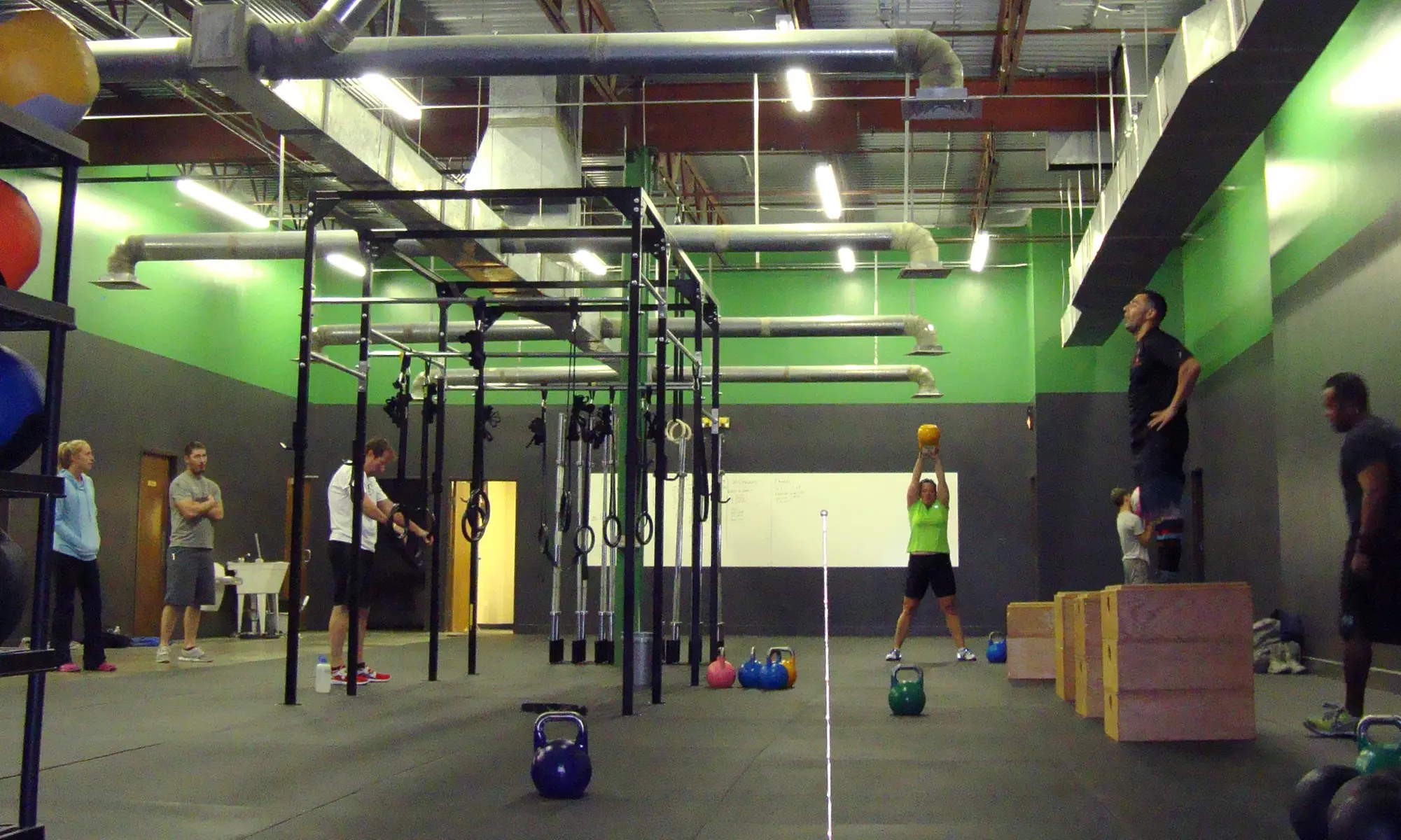 Experience CrossFit Terra Nova's dynamic workouts with 1 or 3-month memberships, saving up to 40% - Primary Image