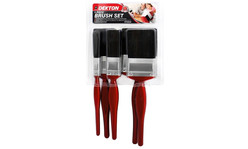 Image 2: Dekton Five-Piece Paint Brush Set