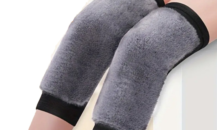 Image 8: Winter Plush Thermal Knee Warmers