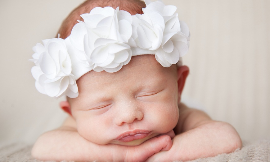 Image 1: Newborn Photoshoot with Prints