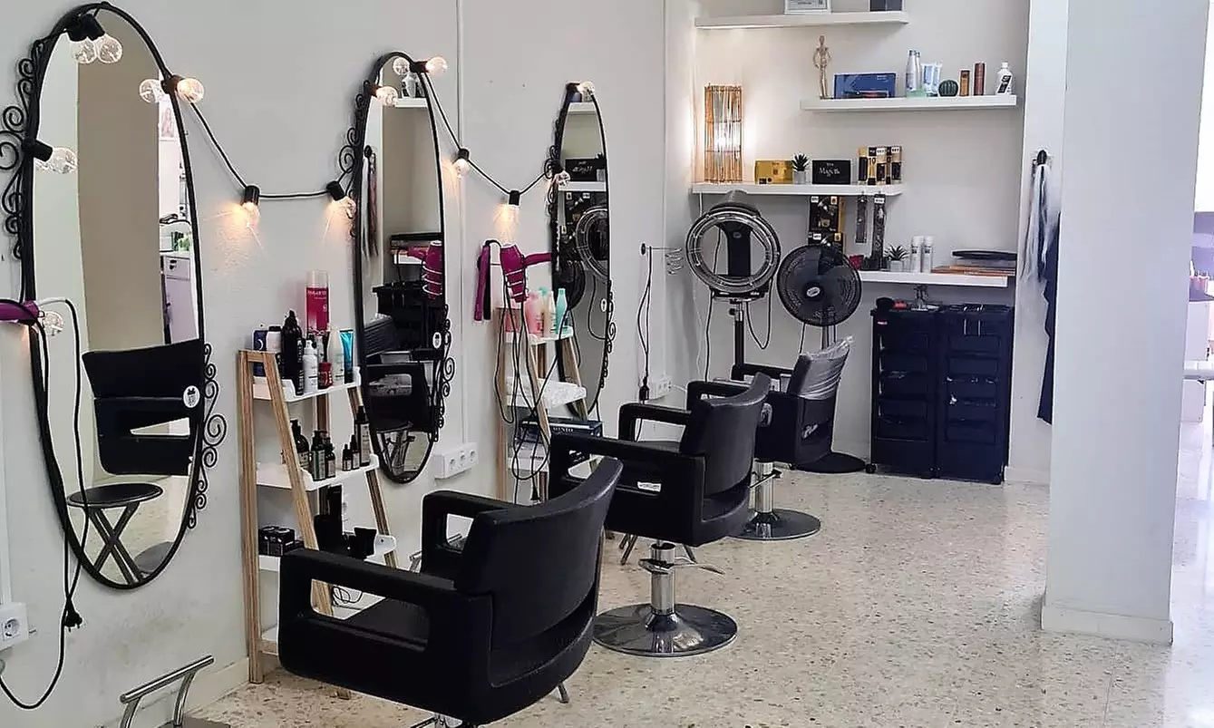 Tratamiento capilar para pelo rizado en Eco Bambú Centro de Belleza