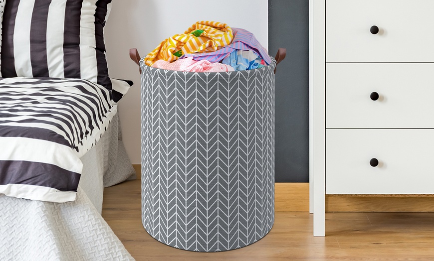 Image 30: Vinsani Drawstring Laundry Basket