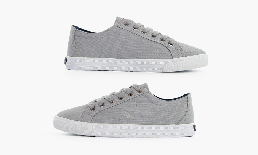 Image 4: Farah Canvas Plimsolls