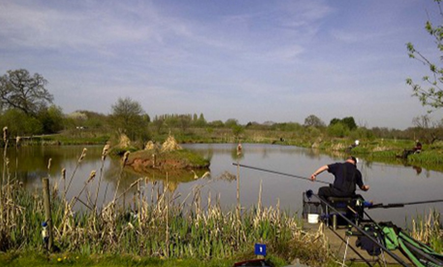 Image 3: Fishing Day With Breakfast