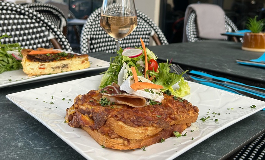 Image 10: Petit-déjeuner ou déjeuner au restaurant So Benedict Cannes