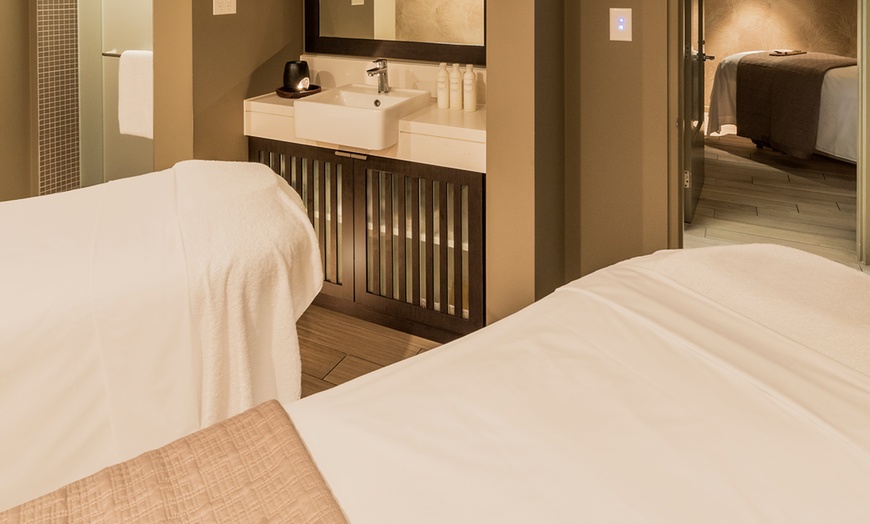 Image 5: 70-Minute Spa Package for One or Two People