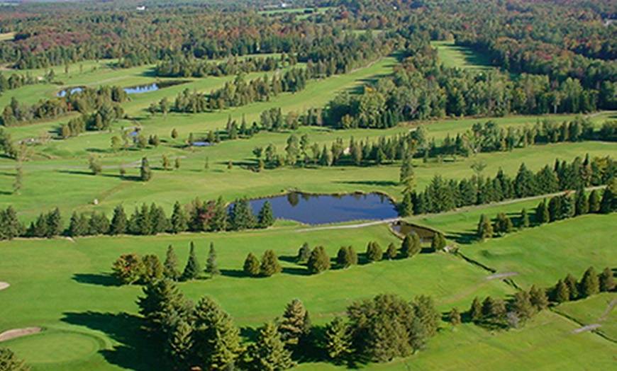 Image 2: Waterloo Golf Club for Two