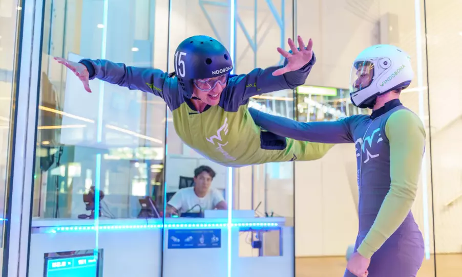 2 vuelos de paracaidismo indoor de 1 minuto para niño o adulto