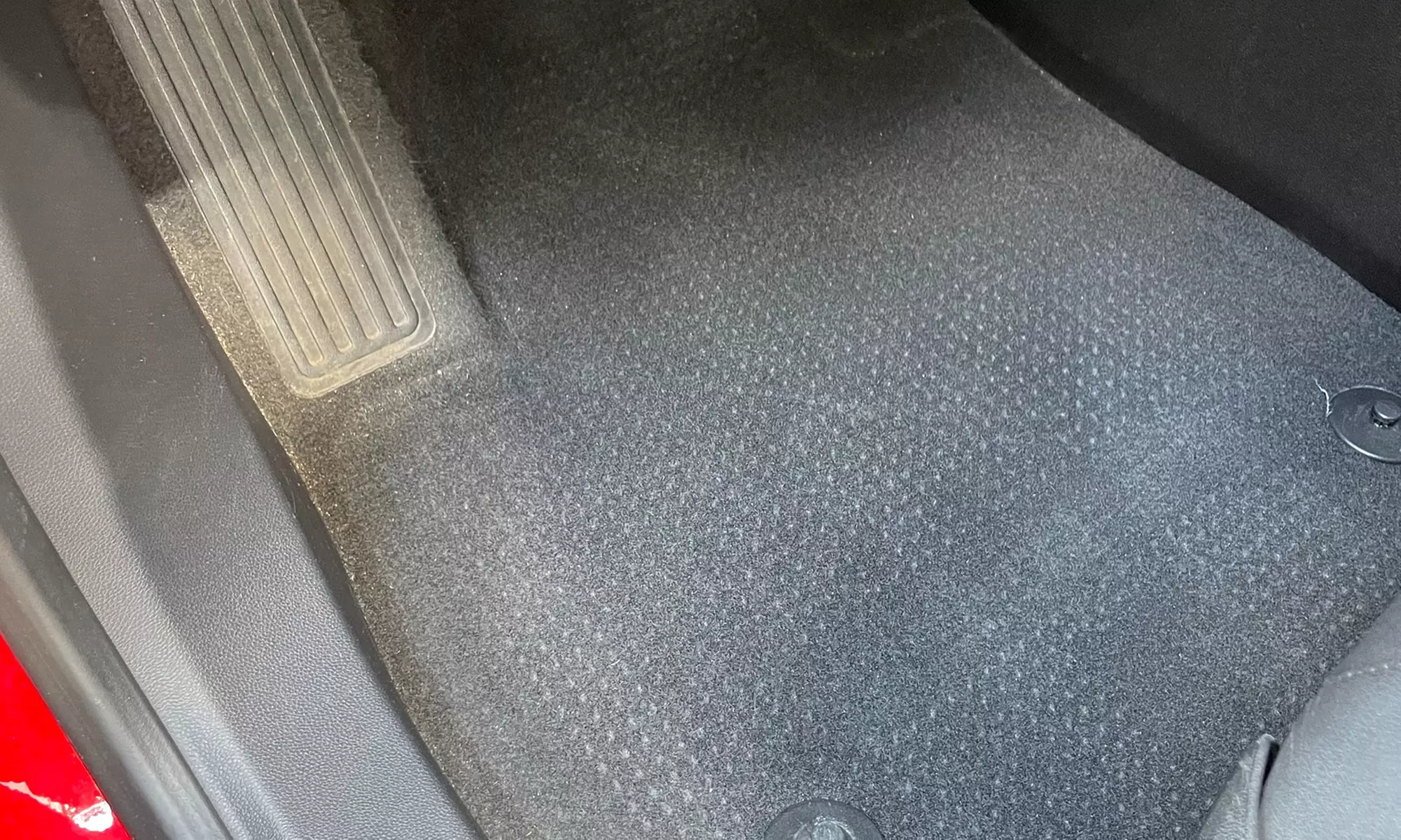 Interior Clean and Vacuum for Sedan & Sport Cars, Standard / Large SUV