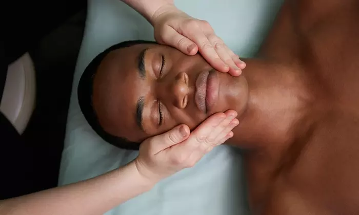 50-Minute Deep Pore Cleansing Facial with Extractions or Gentleman's Facial at Tree of Zen (Up to 45% Off) - Second Medium