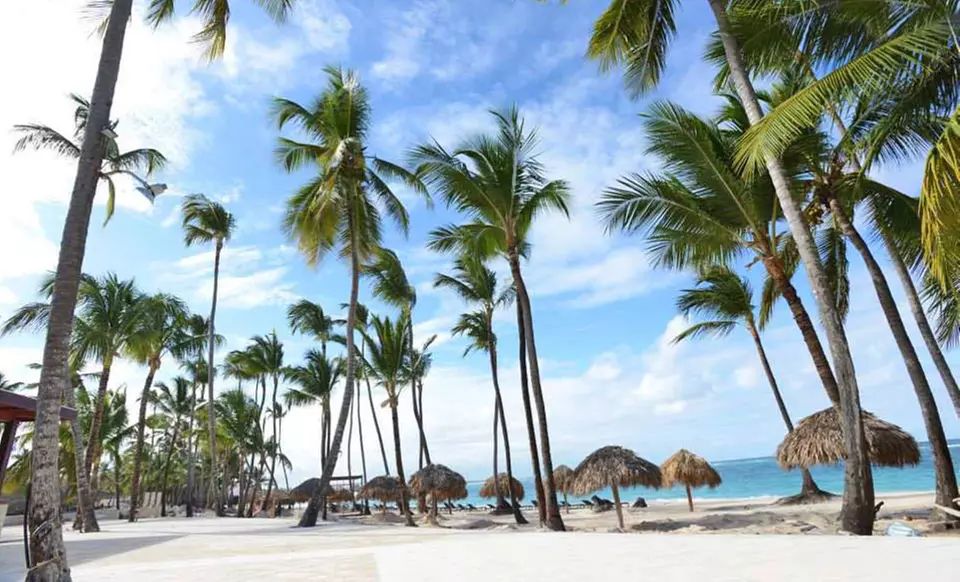 3-, 4-, or 5-Night All-Inclusive Stay at Memories Splash Punta Cana in the Dominican Republic - Primary Image