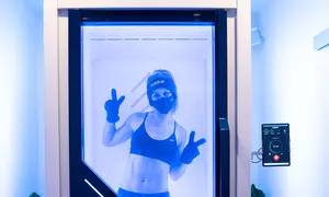 Erfrischende Eiskammer-Behandlung – Kälteboost für Körper und Geist für 1 oder 2 Personen (bis zu 80% sparen)