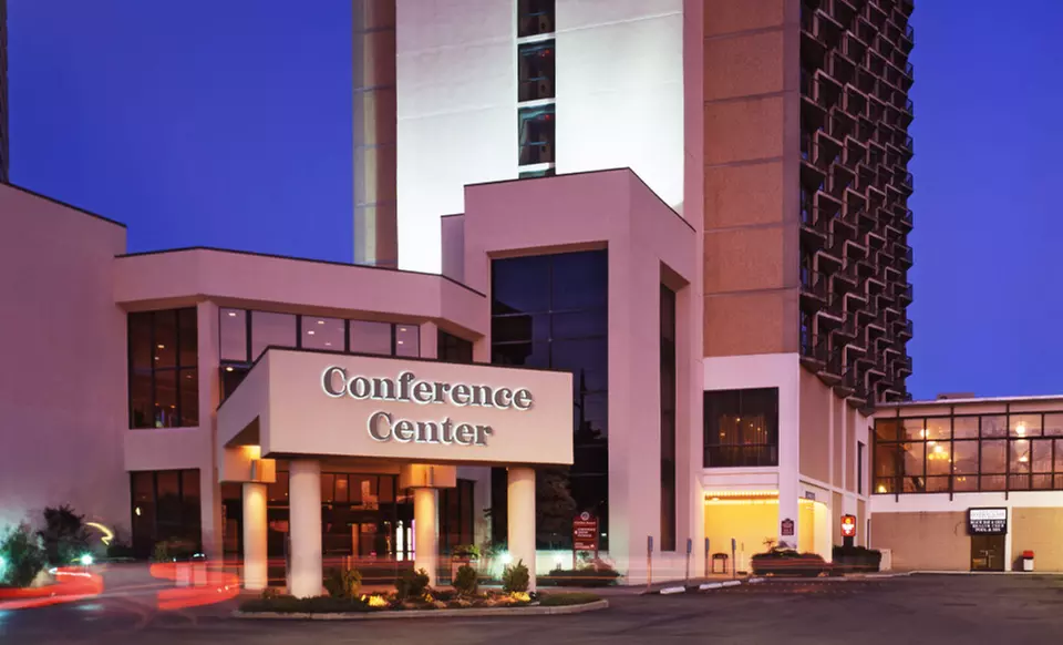 Stay with Dining Credit at Clarion Resort Fontainebleau Hotel in Ocean City, MD. Dates into May. - Second Medium